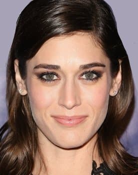 Lizzy Caplan