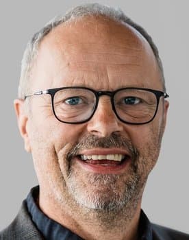 Robert Llewellyn