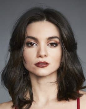 Lauren LaVera
