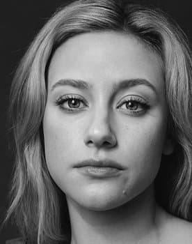 Lili Reinhart